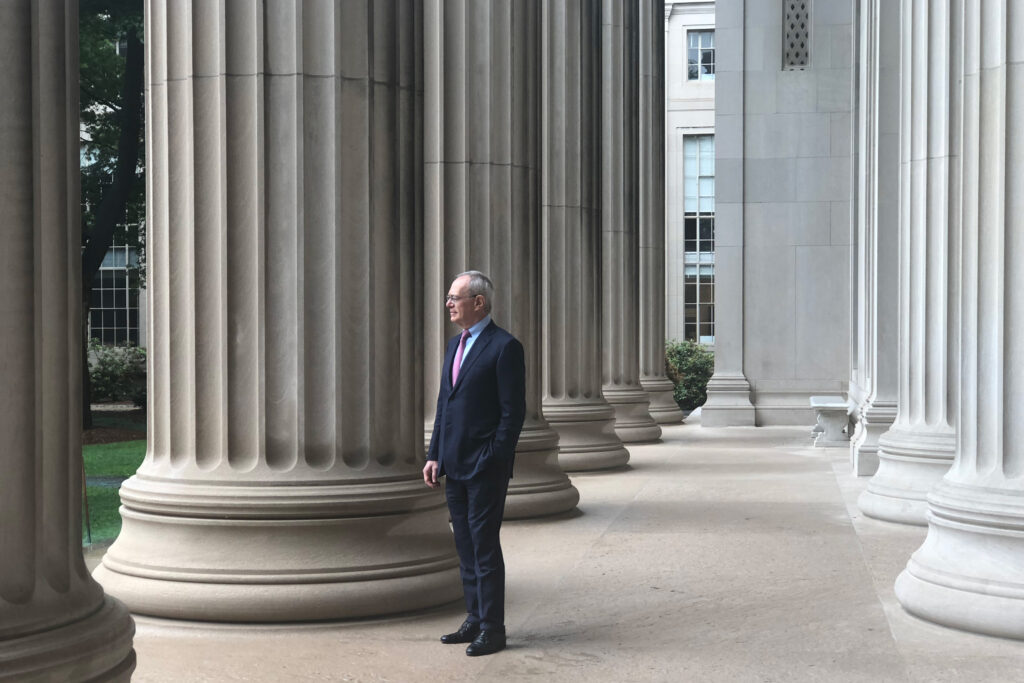 L. Rafael Reif to step down as MIT president