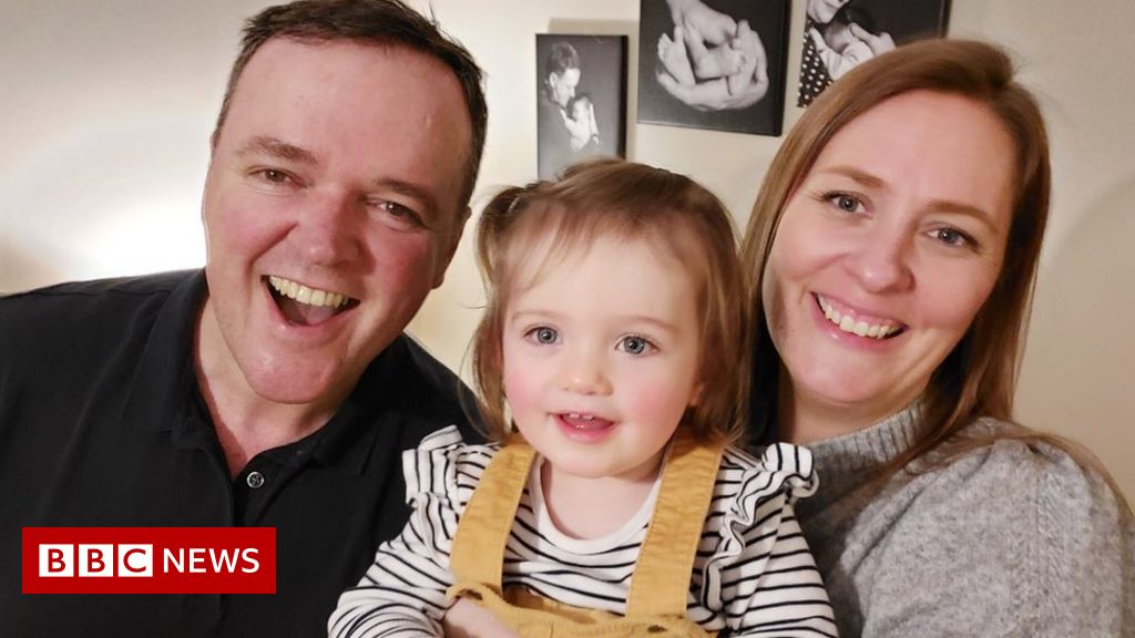 Pregnancy: Wales’ record low birth rate has ‘consequences’ News