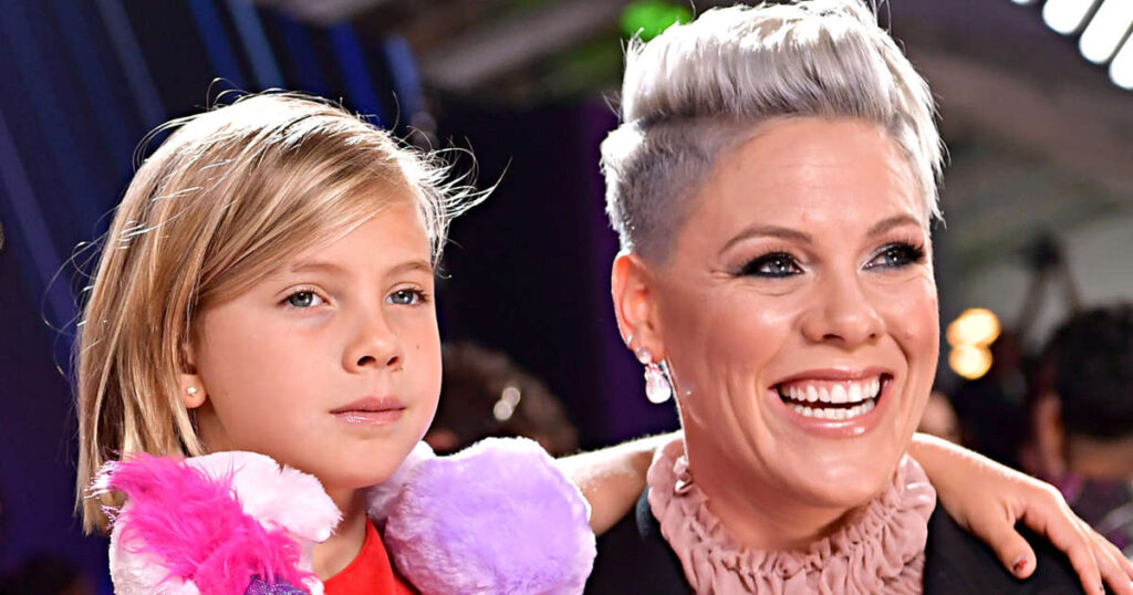 Pink explains why she won’t give her 10-year-old daughter a phone