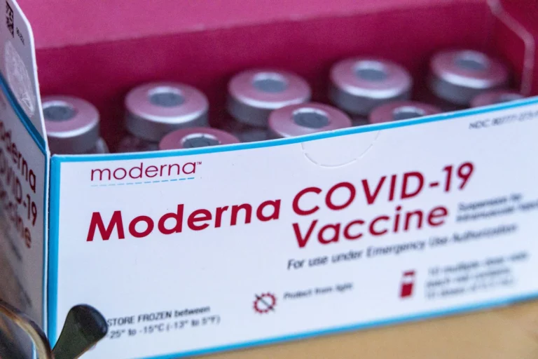 Moderna faces new lawsuit over lucrative coronavirus vaccine