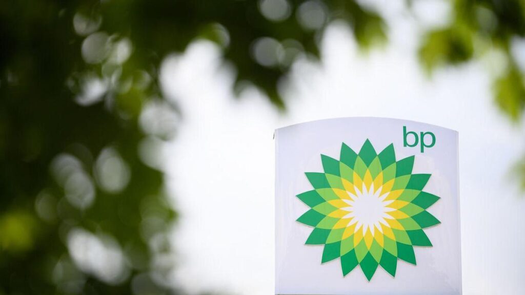 BP divests stake in Russian oil giant Rosneft