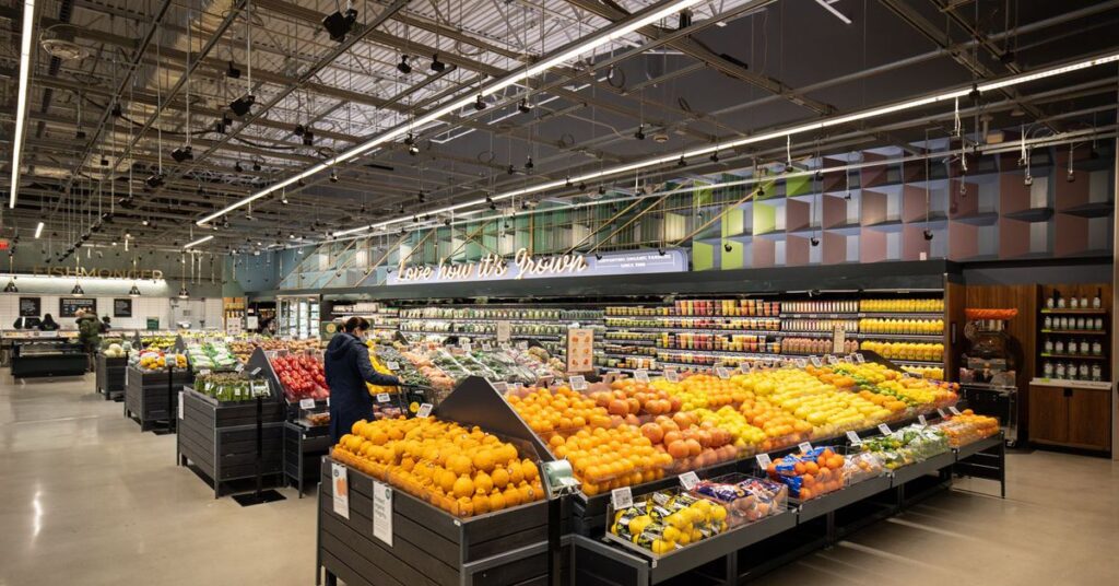 Amazon opens first Whole Foods equipped with cashierless technology – The Verge