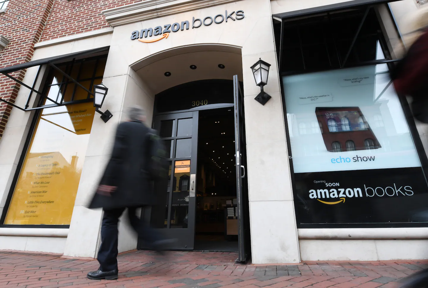 Amazon is killing off its physical bookstores, after killing everyone else’s