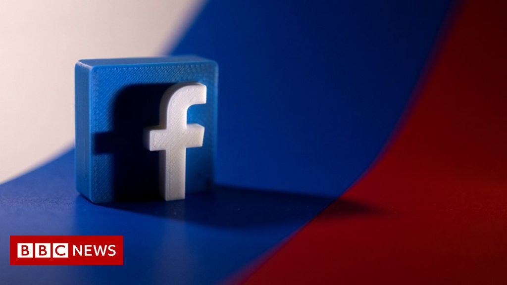 Facebook hits out at Russia blocking its platforms – BBC News