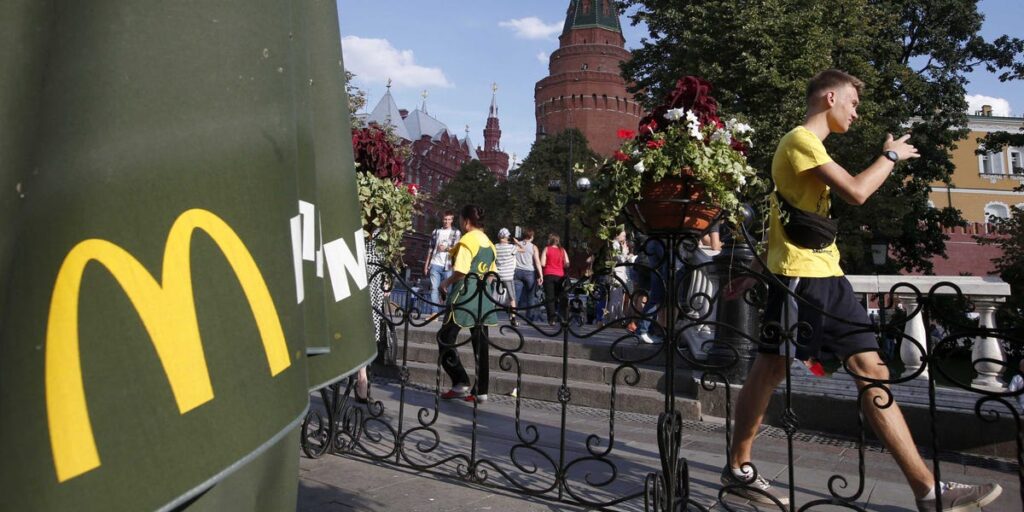 Why McDonald’s, BK, Papa John’s Can’t Close All Their Russian Stores