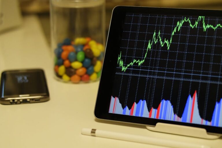 7 Growth Stocks That Also Pay Dividends | Investing | U.S. News