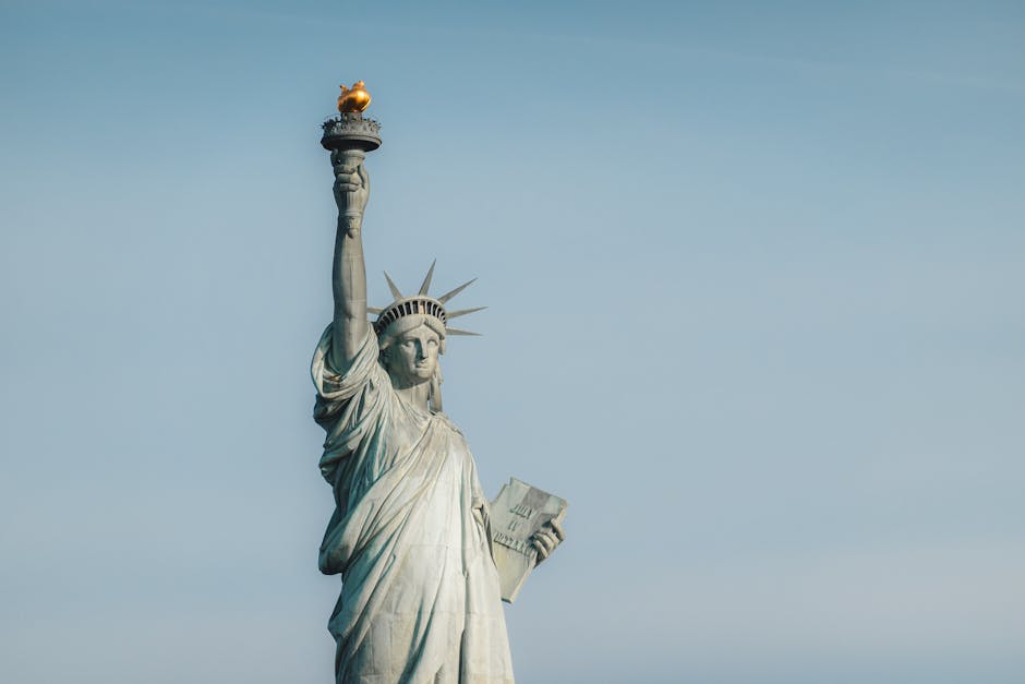 Here’s what immigration attorneys say about Trump’s $100,000 H-1B fee – CBS News