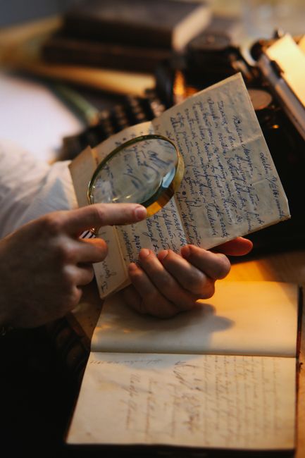 Handwriting but not typewriting leads to widespread brain connectivity